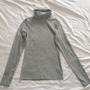 Wild Fable Green Turtleneck